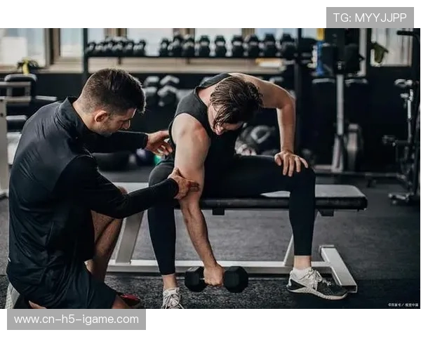 每天坚持健身塑造强健体魄打造健康自信人生新篇章