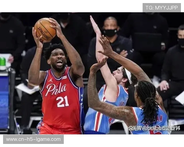 乔尔·恩比德带领76人队征战NBA季后赛 展现超凡技术与领导力