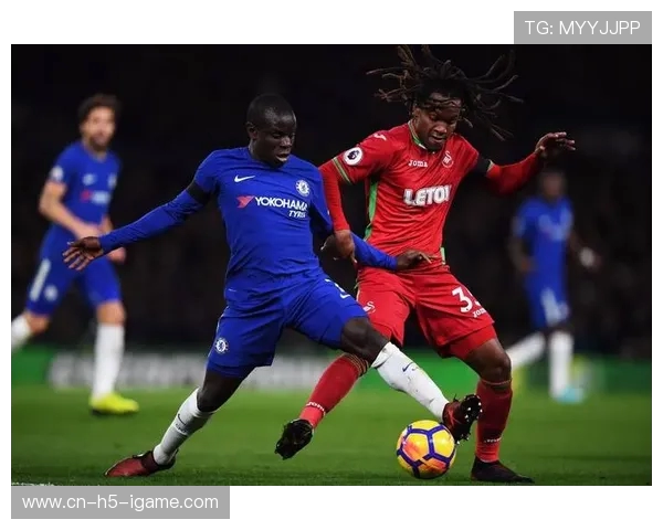 《足球俱乐部的崛起与挑战：从管理到球员的全方位解析》