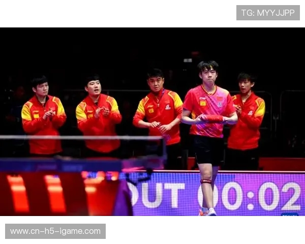 上港与大连激战正酣直播盛况尽在眼前精彩赛事不容错过